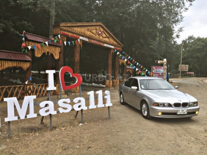 BMW 525 2002, 236,000 km - 2.5 l - Masallı
