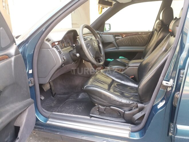 Mercedes E 230 1996, 235,000 km - 2.3 л - Sumqayıt