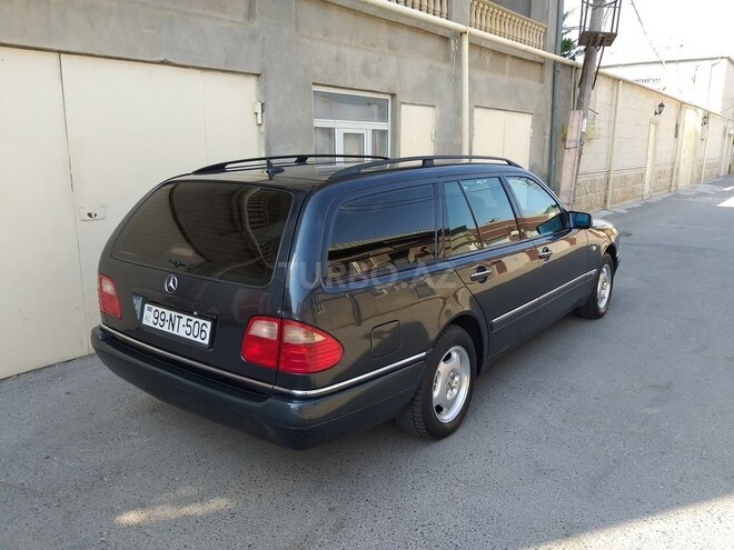 Mercedes E 240 1998, 280,000 km - 2.4 л - Bakı