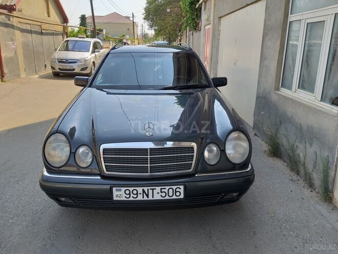Mercedes E 240 1998, 280,000 km - 2.4 л - Bakı