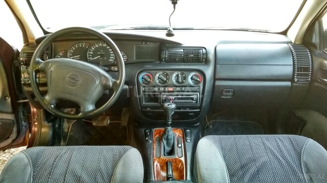 Opel Omega 1994, 280,000 km - 2.0 l - Bakı
