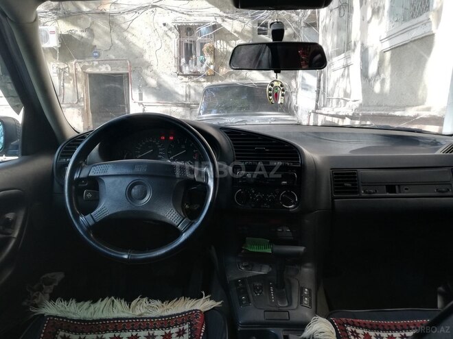 BMW 320 1993, 195,563 km - 2.0 l - Bakı