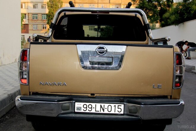 Nissan Navara 2008, 280,000 km - 2.5 l - Bakı