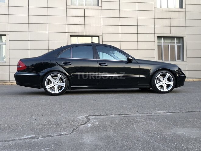 Mercedes E 240 2002, 246,600 km - 2.6 l - Bakı