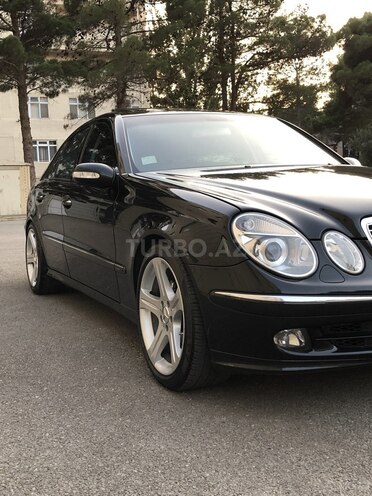 Mercedes E 240 2002, 246,600 km - 2.6 l - Bakı