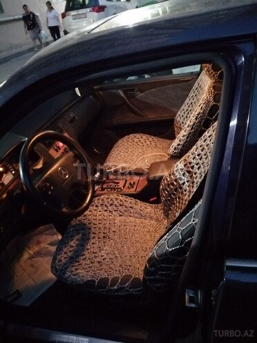 Mercedes E 240 2000, 210,000 km - 0.3 l - Bakı