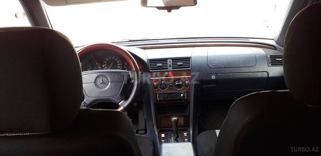 Mercedes C 180 1995, 435,557 km - 1.8 л - Salyan
