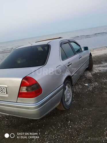 Mercedes C 180 1995, 435,557 km - 1.8 л - Salyan