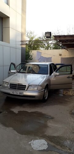 Mercedes C 180 1995, 435,557 km - 1.8 л - Salyan