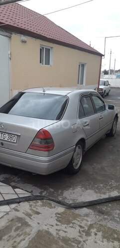 Mercedes C 180 1995, 435,557 km - 1.8 л - Salyan