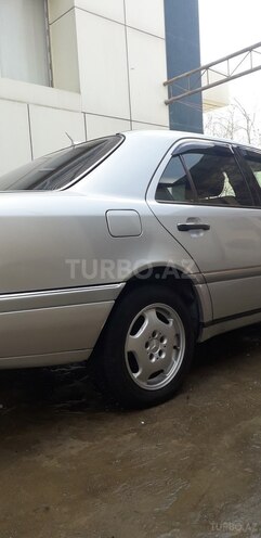 Mercedes C 180 1995, 435,557 km - 1.8 л - Salyan