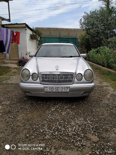 Mercedes E 300 1998, 300,000 km - 3.0 l - Bakı