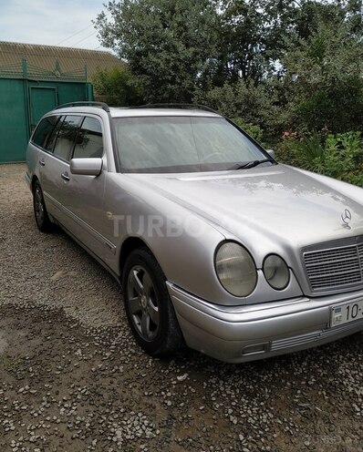 Mercedes E 300 1998, 300,000 km - 3.0 l - Bakı