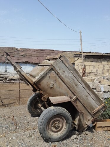 UAZ 469 1980, 100,000 km - 2.9 l - Salyan
