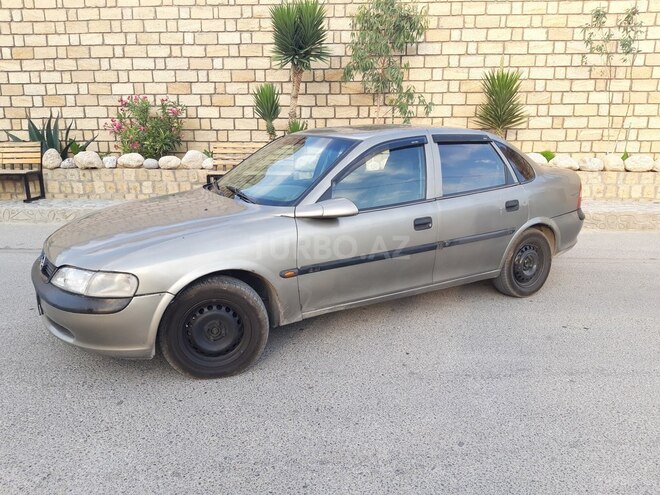 Opel Vectra 1996, 478,000 km - 1.6 l - Bakı