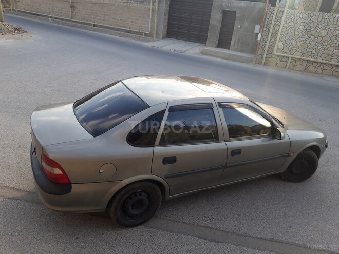 Opel Vectra 1996, 478,000 km - 1.6 l - Bakı