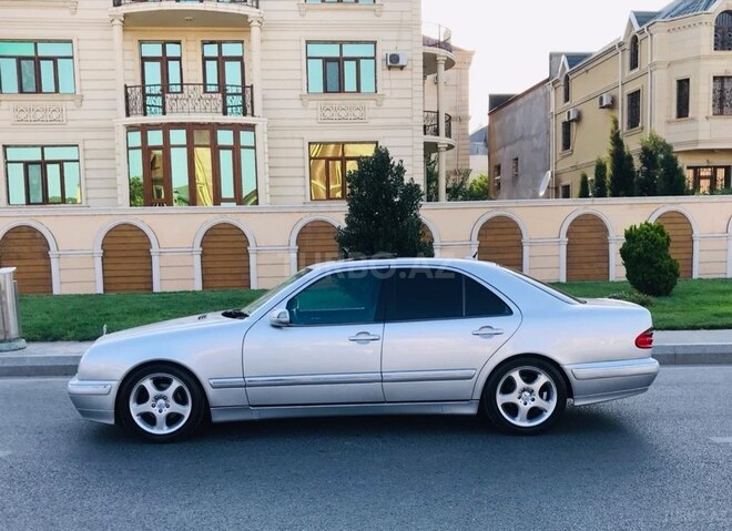 Mercedes E 200 2000, 240,000 km - 2.0 l - Bakı