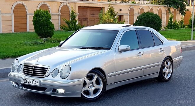 Mercedes E 200 2000, 240,000 km - 2.0 l - Bakı