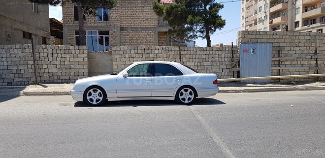 Mercedes E 200 2000, 240,000 km - 2.0 l - Bakı