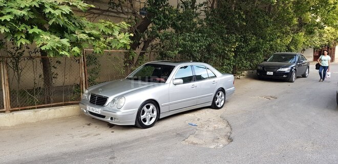 Mercedes E 200 2000, 240,000 km - 2.0 l - Bakı