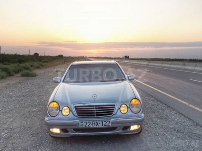 Mercedes E 280 2001, 294,376 km - 2.8 l - Goranboy
