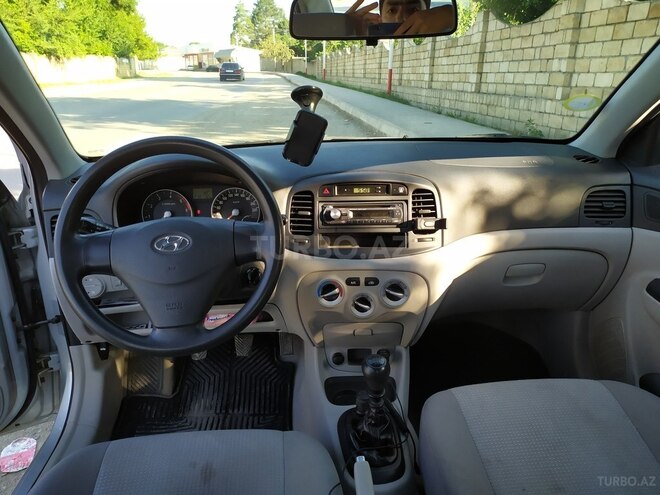 Hyundai Accent 2007, 202,000 km - 1.5 l - Quba