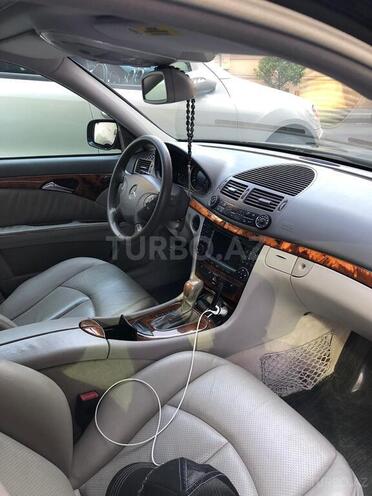 Mercedes E 240 2004, 225,000 km - 2.6 l - Bakı