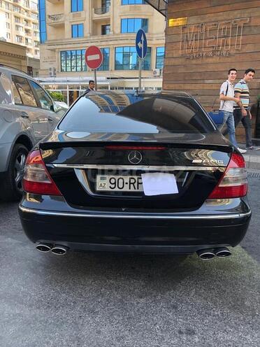 Mercedes E 240 2004, 225,000 km - 2.6 l - Bakı