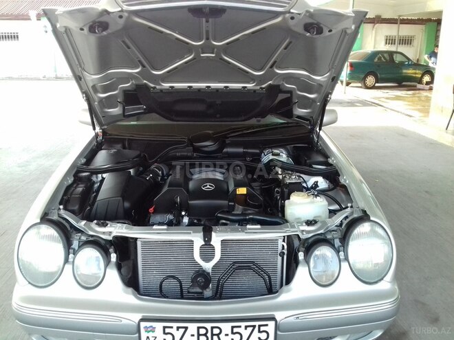 Mercedes E 260 2000, 345,000 km - 2.6 l - Gəncə
