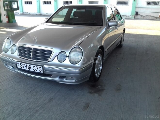 Mercedes E 260 2000, 345,000 km - 2.6 l - Gəncə