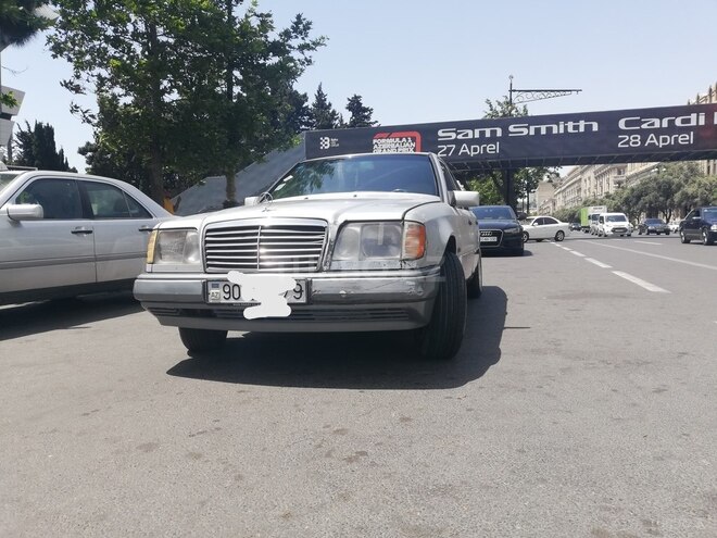 Mercedes E 300 1989, 777,550 km - 3.0 l - Bakı