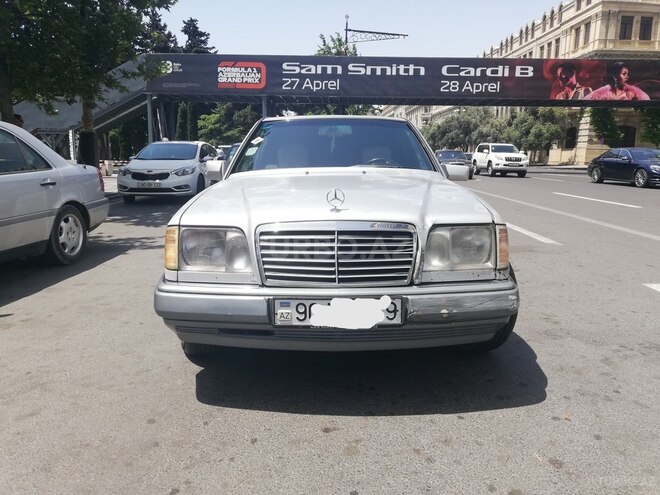 Mercedes E 300 1989, 777,550 km - 3.0 l - Bakı