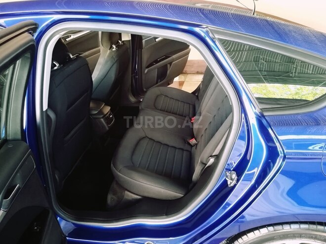 Ford Fusion 2014, 61,212 km - 1.6 l - Yevlax