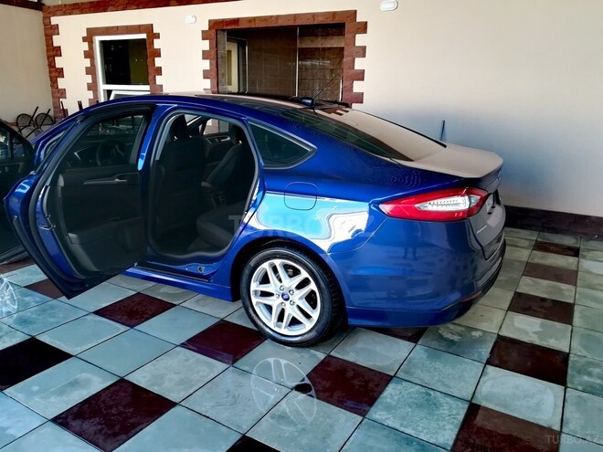 Ford Fusion 2014, 61,212 km - 1.6 l - Yevlax