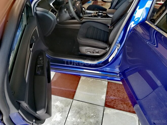 Ford Fusion 2014, 61,212 km - 1.6 l - Yevlax