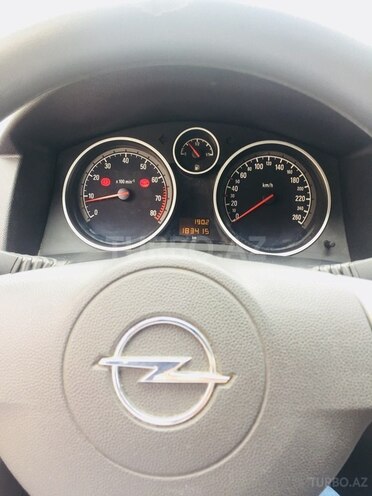 Opel Astra 2005, 182,000 km - 1.4 l - Bakı
