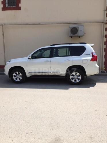 Toyota Prado 2012, 88,000 km - 2.7 l - Bakı