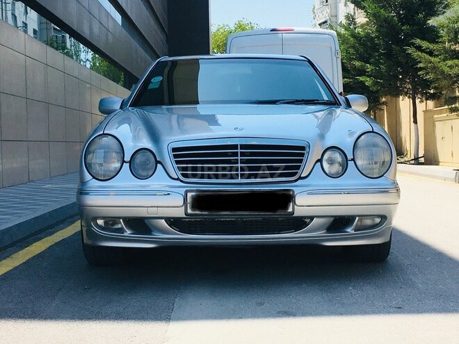 Mercedes E 320 1999, 343,000 km - 3.2 л - Xırdalan