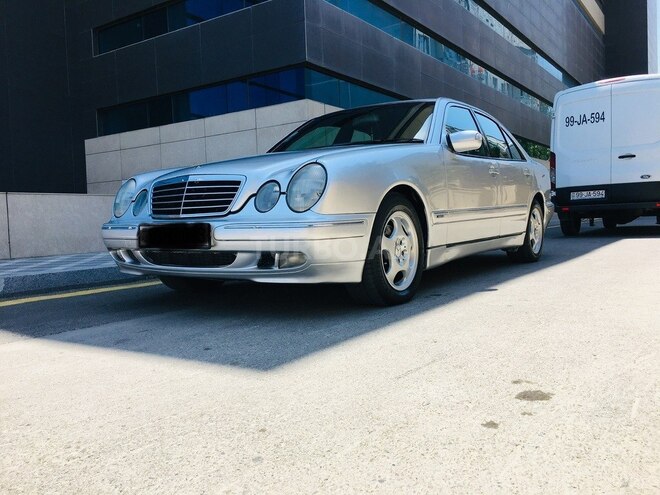 Mercedes E 320 1999, 343,000 km - 3.2 л - Xırdalan