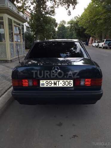 Mercedes E 180 1992, 275,000 km - 1.8 l - Gəncə