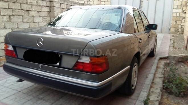 Mercedes E 200 1992, 391,000 km - 2.0 l - Bakı