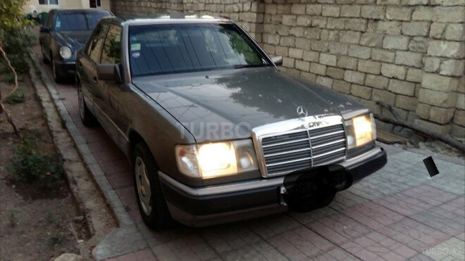 Mercedes E 200 1992, 391,000 km - 2.0 l - Bakı