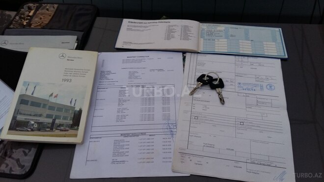 Mercedes E 200 1992, 391,000 km - 2.0 l - Bakı