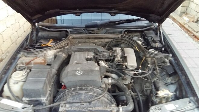Mercedes E 200 1992, 391,000 km - 2.0 l - Bakı