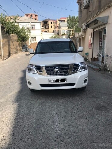 Nissan Patrol 2010, 162,500 km - 5.6 л - Bakı