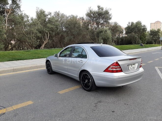 Mercedes C 200 2001, 189,000 km - 2.0 л - Bakı