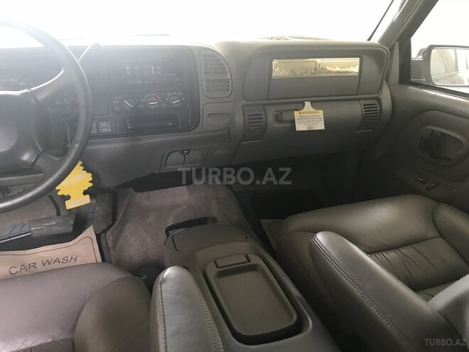 Chevrolet Suburban 1999, 53,000 km - 5.7 л - Bakı