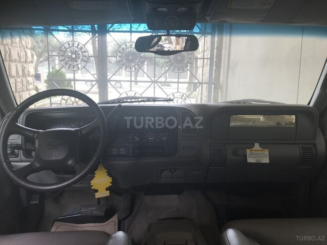 Chevrolet Suburban 1999, 53,000 km - 5.7 л - Bakı