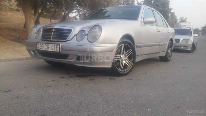 Mercedes E 220 2000, 406,000 km - 2.2 l - Bakı