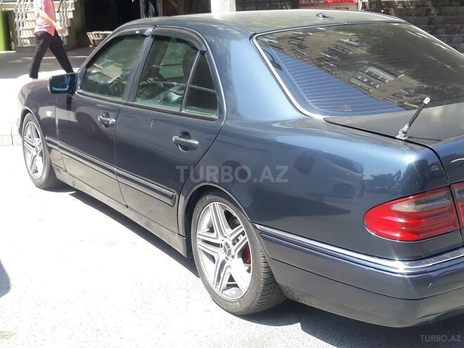 Mercedes E 230 1997, 335,000 km - 2.3 l - Bakı